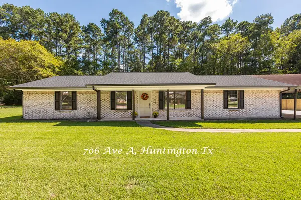 706 Avenue A, Huntington, TX 75949