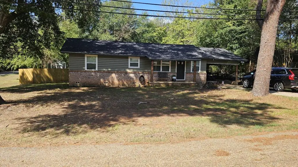 913 5th Street, Cushing, TX 75760 - #1