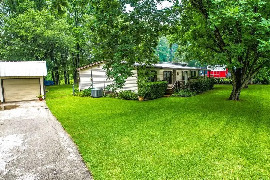 696 Persimmon, Zavalla, TX 75980 - #2