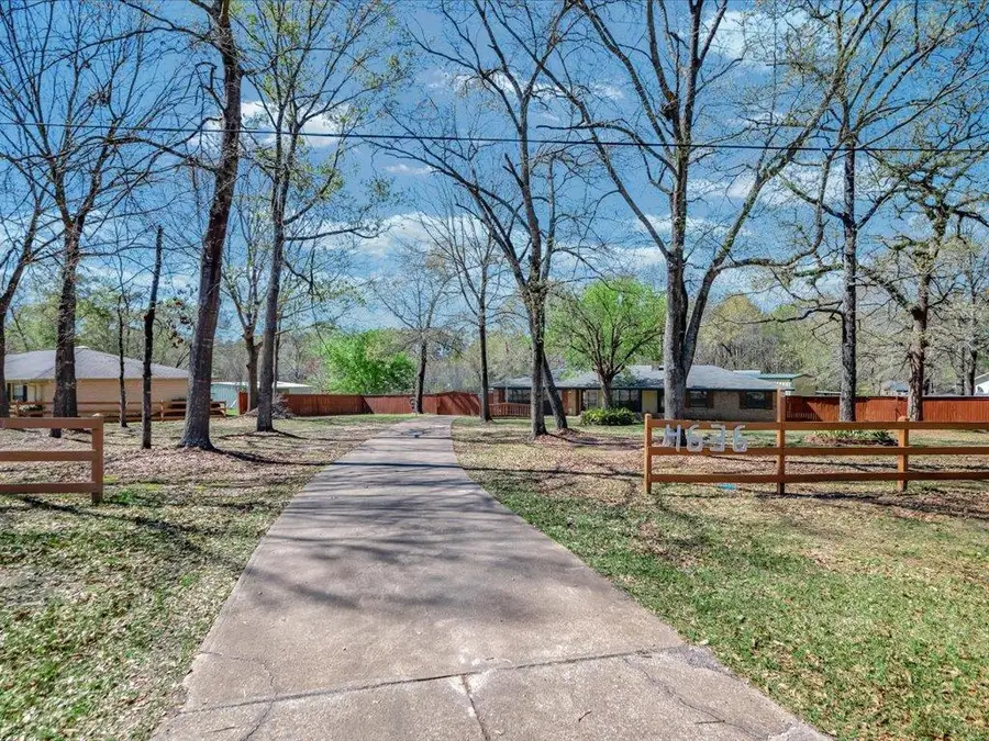 4636 Southwood Drive, Lufkin, TX 75904 - #3