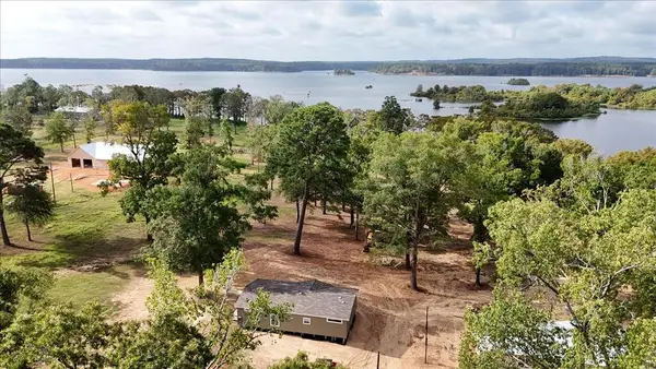 374 Bragg Drive, Milam, TX 75959