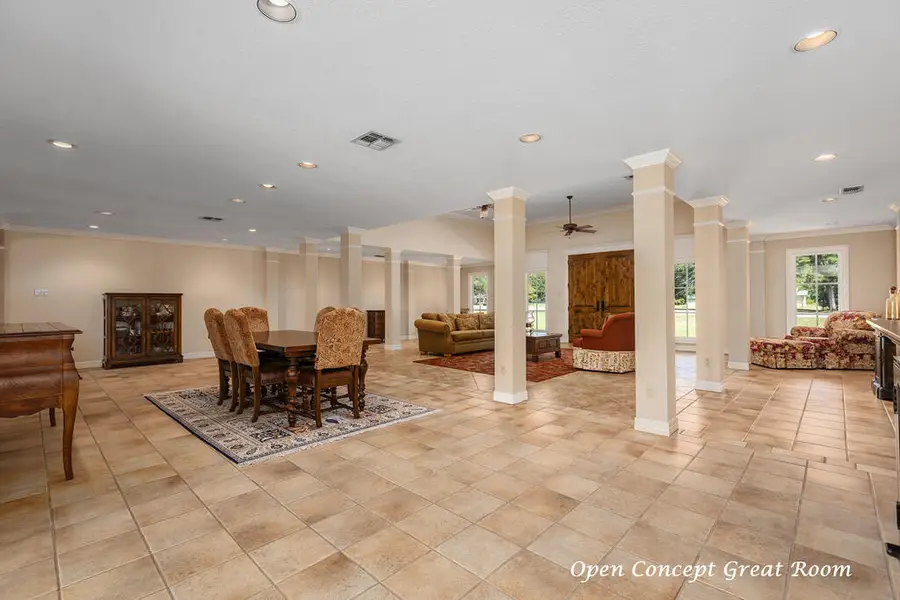 902 S Us Highway 69, Huntington, TX 75949 - #3