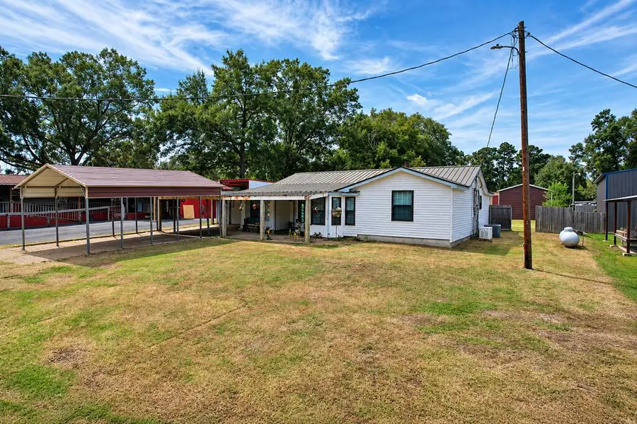 128 Rosa Street, Zavalla, TX 75980 - #3