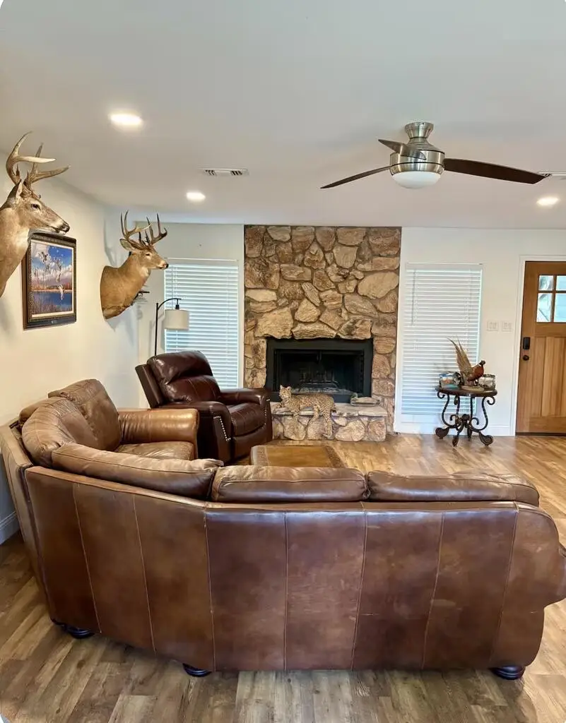 1239 Lakeshore Drive, Brookeland, TX 75931 - #2