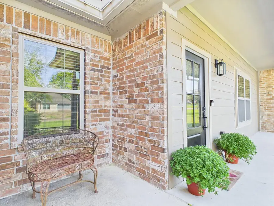 110 Castle Court, Lufkin, TX 75901 - #2