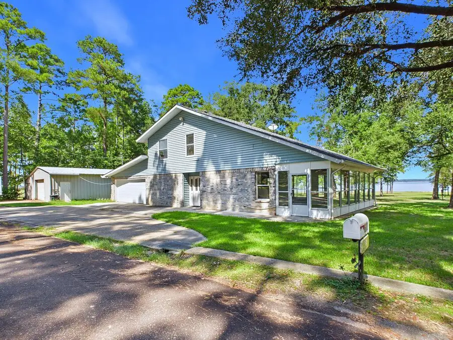 678 Black Forest Drive, Zavalla, TX 75980 - #2