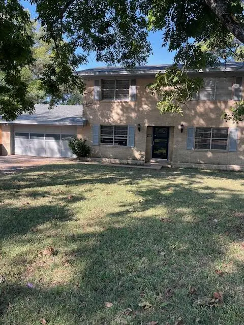 6711 Rocky Lane, Nacogdoches, TX 75964