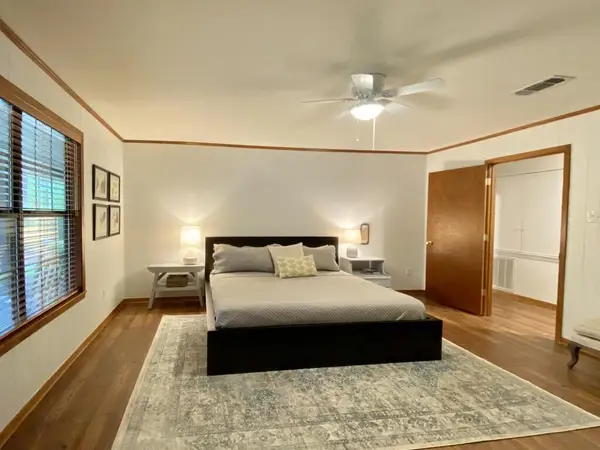 205 Shoreline Drive, Nacogdoches, TX 75964