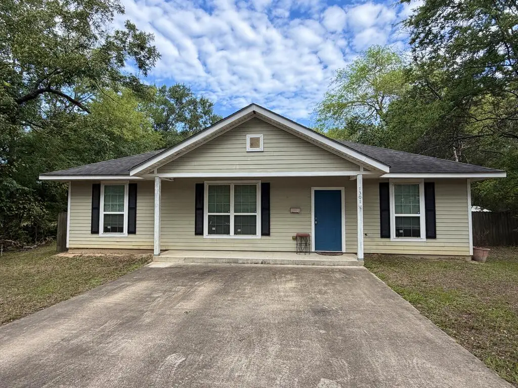 1301 Grant Avenue, Lufkin, TX 75901 - #1