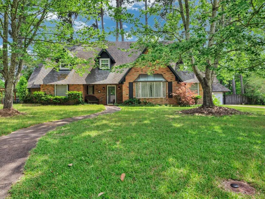 805 Spring Valley Drive, Nacogdoches, TX 75694 - #1