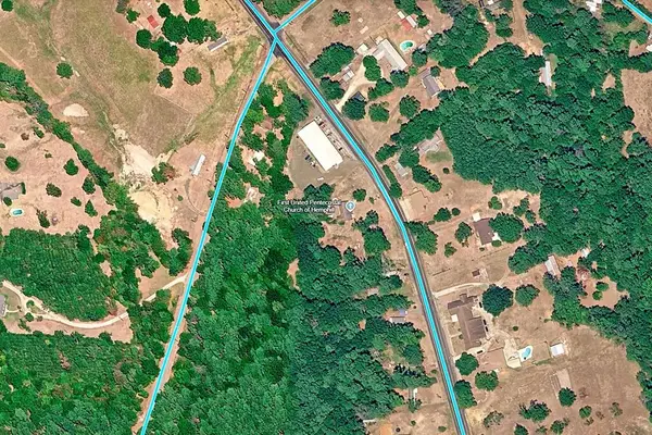 301 Railroad Street, Hemphill, TX 75948