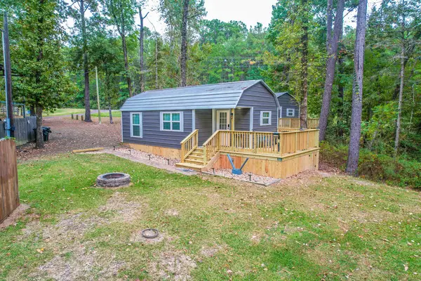 125 Apple Drive, Burkeville, TX 75932