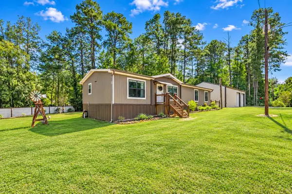 174 Audry Street N, Brookeland, TX 75931
