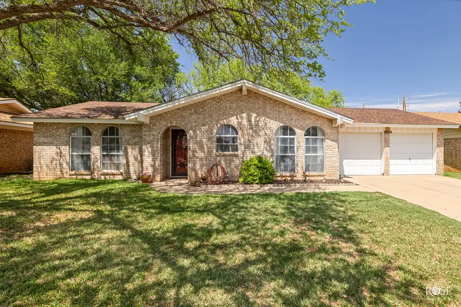 3934 Millbrook Drive, San Angelo, TX 76904 - #3