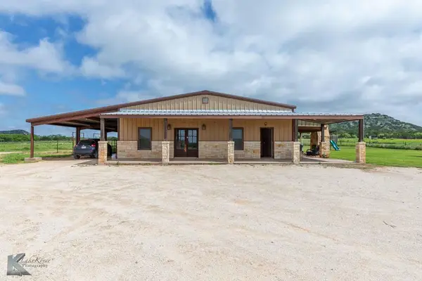 2574 County Rd 162, Ovalo, TX 79541