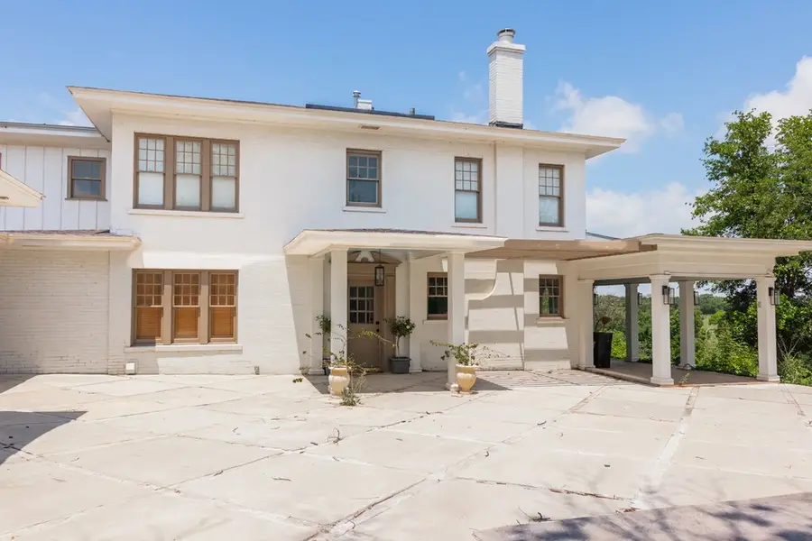 610 W Ave C, San Angelo, TX 76903 - Image #3