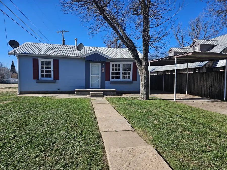 804 S Water Avenue, Sonora, TX 76950 - #2