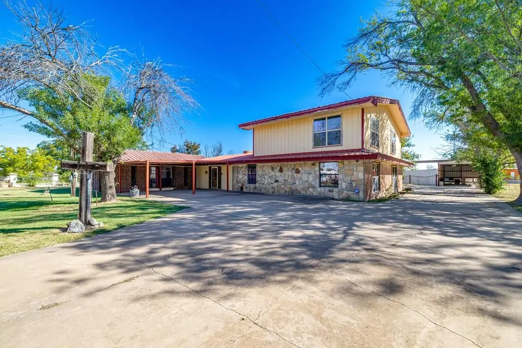 208 East St, Eldorado, TX 76936 - Image #1