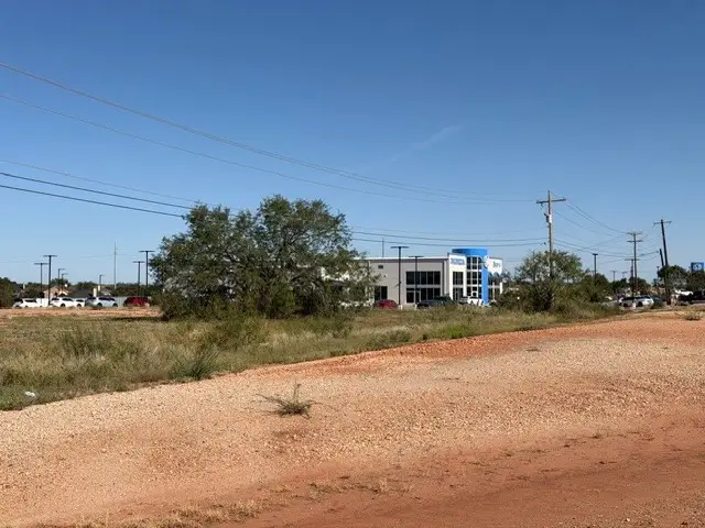 5170 W Houston Harte Expwy, San Angelo, TX 76901 - #3