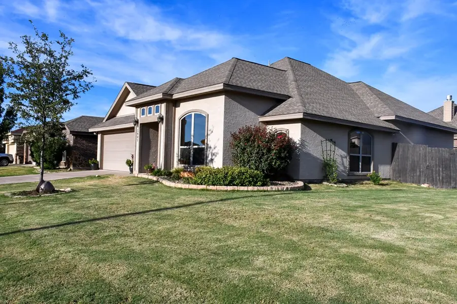 5901 Tarin St, San Angelo, TX 76904 - Image #2