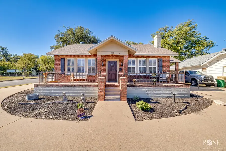 423 S Washington Dr, San Angelo, TX 76901 - Image #3
