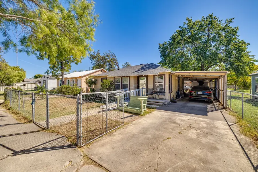 27 W 27th St, San Angelo, TX 76903 - Image #2