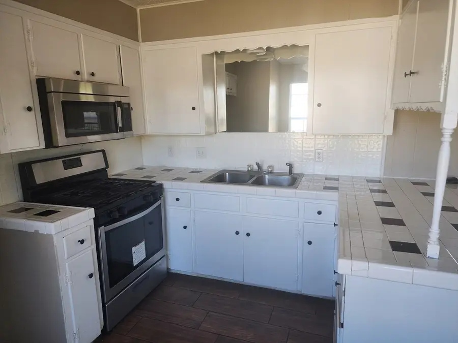 822 Mcdevitt St, San Angelo, TX 76903 - Image #3