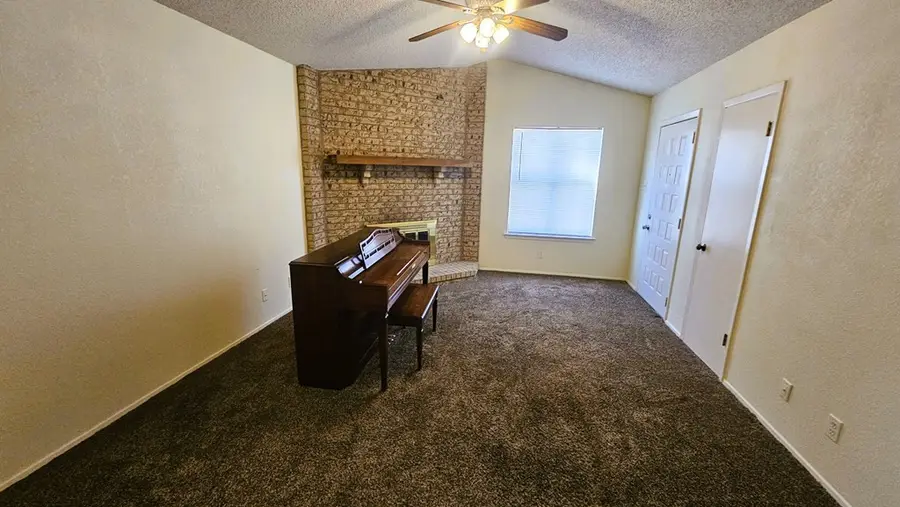 3326 Erin Street, San Angelo, TX 76903 - #3