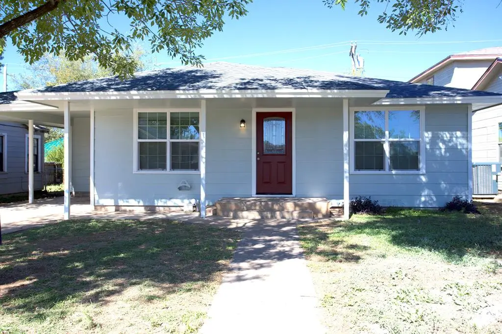 404 E 12th St, San Angelo, TX 76903 - Image #1