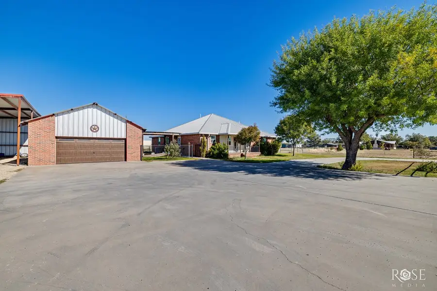 2402 Fairview School Rd, San Angelo, TX 76904 - Image #2