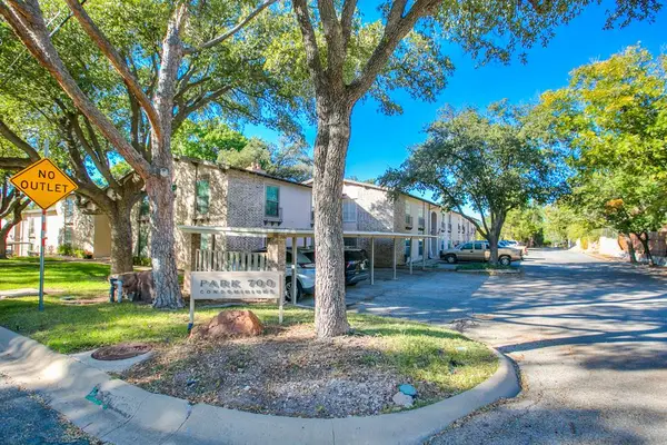 745 S Park St, San Angelo, TX 76901