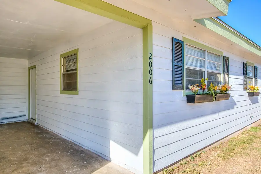 2006 Field St, San Angelo, TX 76901 - Image #2