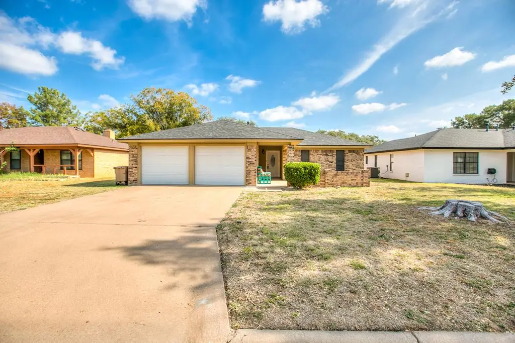 1204 Gregory Dr, San Angelo, TX 76905 - Image #1