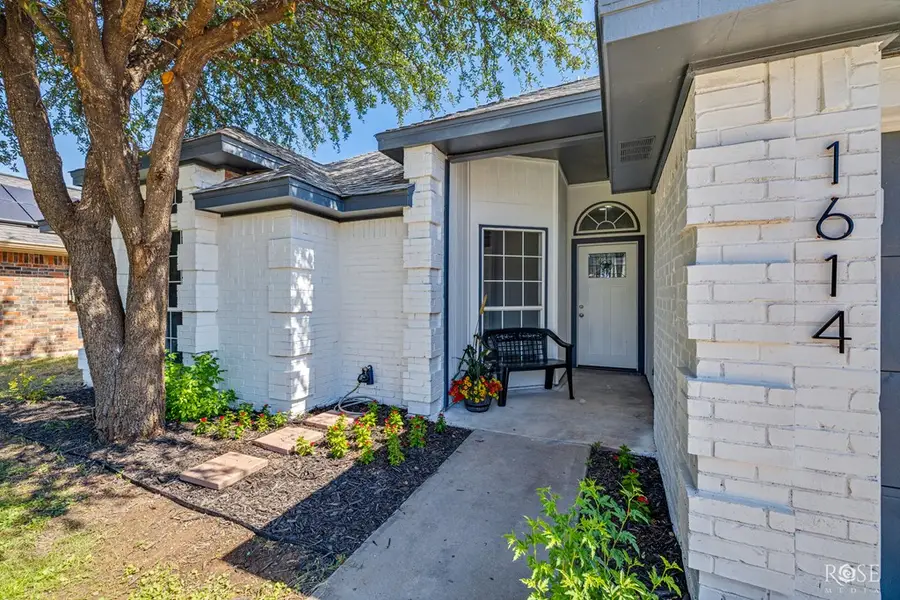1614 Lake Shore Blvd, San Angelo, TX 76904 - Image #2