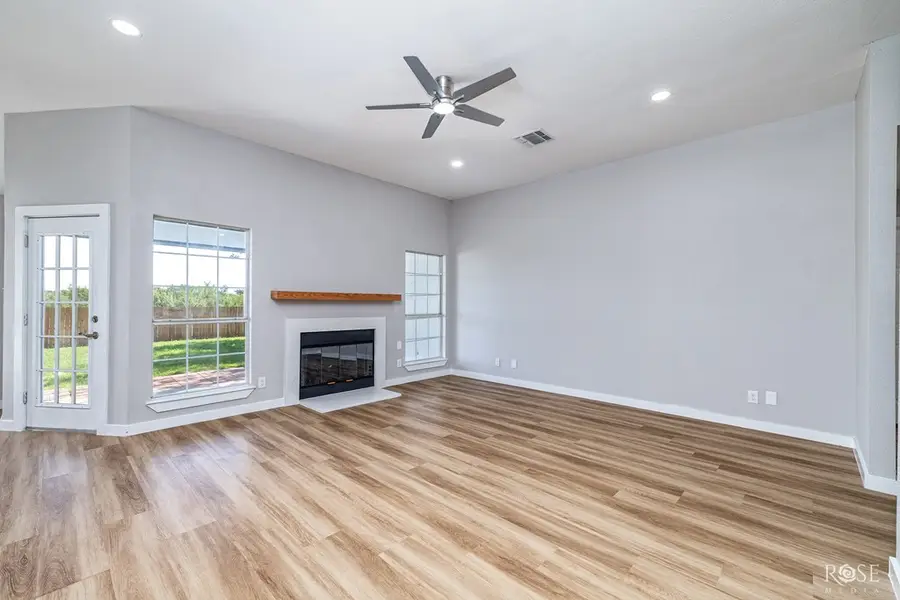 1614 Lake Shore Blvd, San Angelo, TX 76904 - Image #3