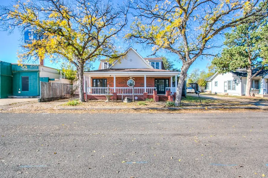 15 S Jackson St, San Angelo, TX 76901 - Image #2
