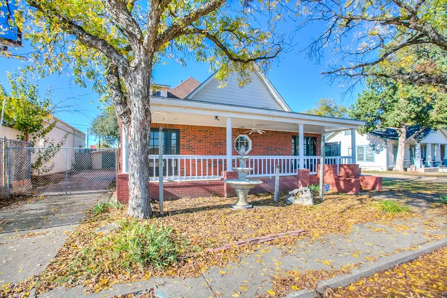 15 S Jackson St, San Angelo, TX 76901 - Image #3