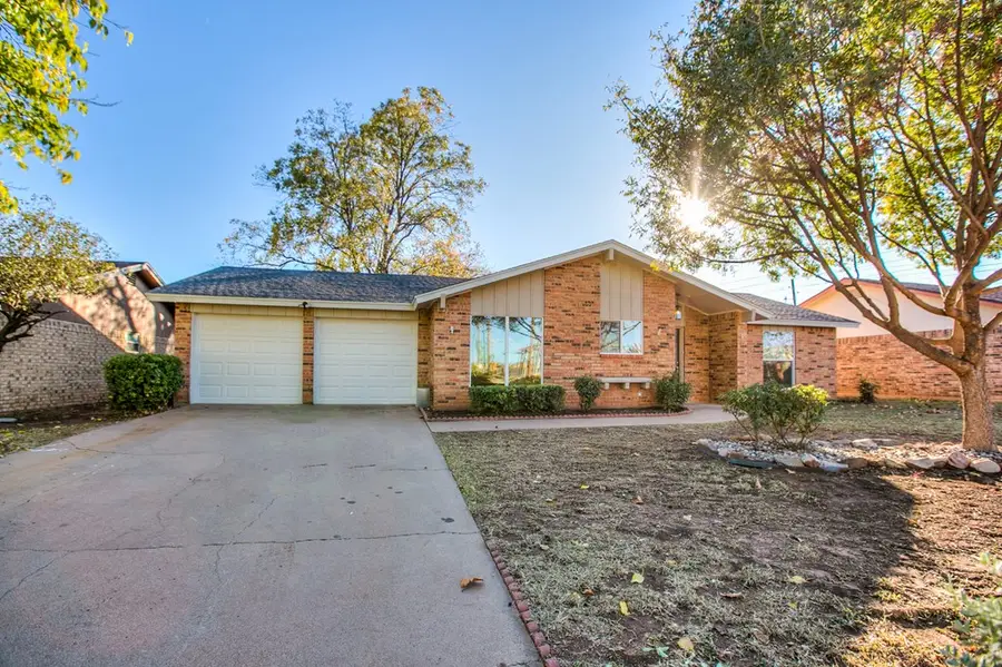 3941 Millbrook Dr, San Angelo, TX 76904 - Image #2