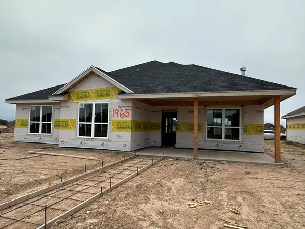 1965 S Concho Dr, San Angelo, TX 76904