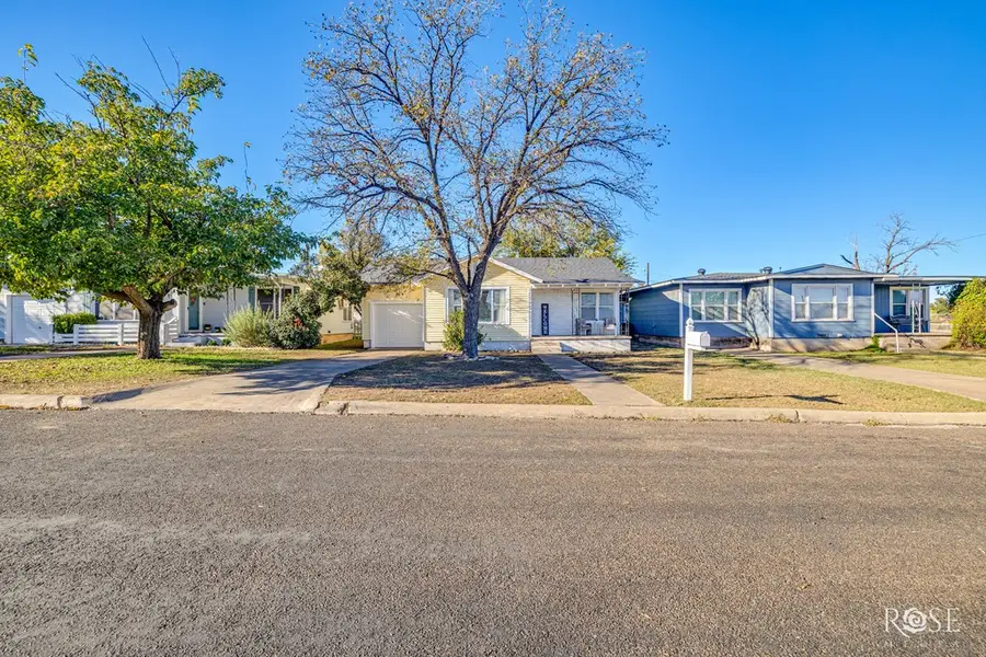 1906 Juanita Ave, San Angelo, TX 76901 - Image #2