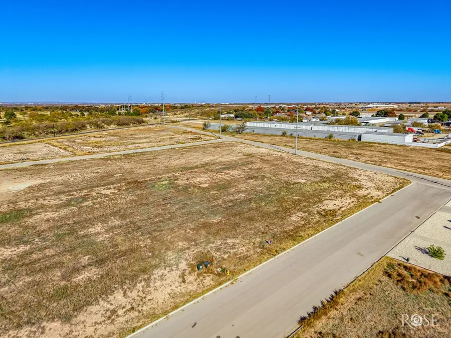 1806 Fringe Circle, San Angelo, TX 76904 - Image #2