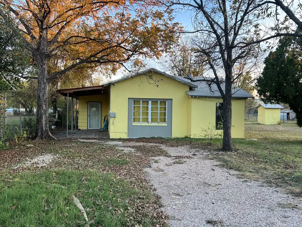 103 W 31st St, San Angelo, TX 76903 - #1