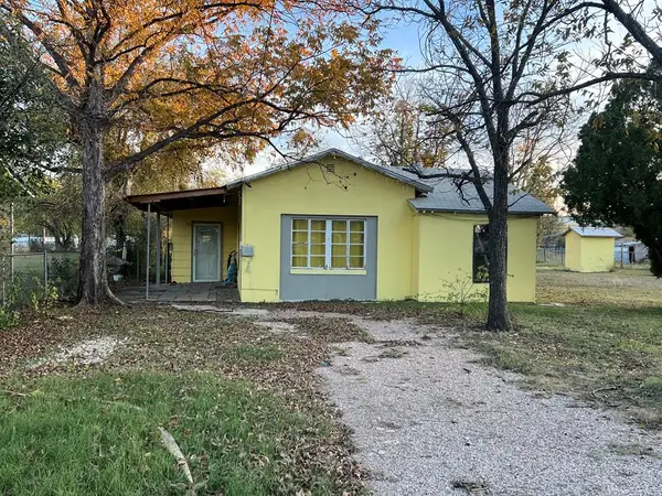 103 W 31st St, San Angelo, TX 76903