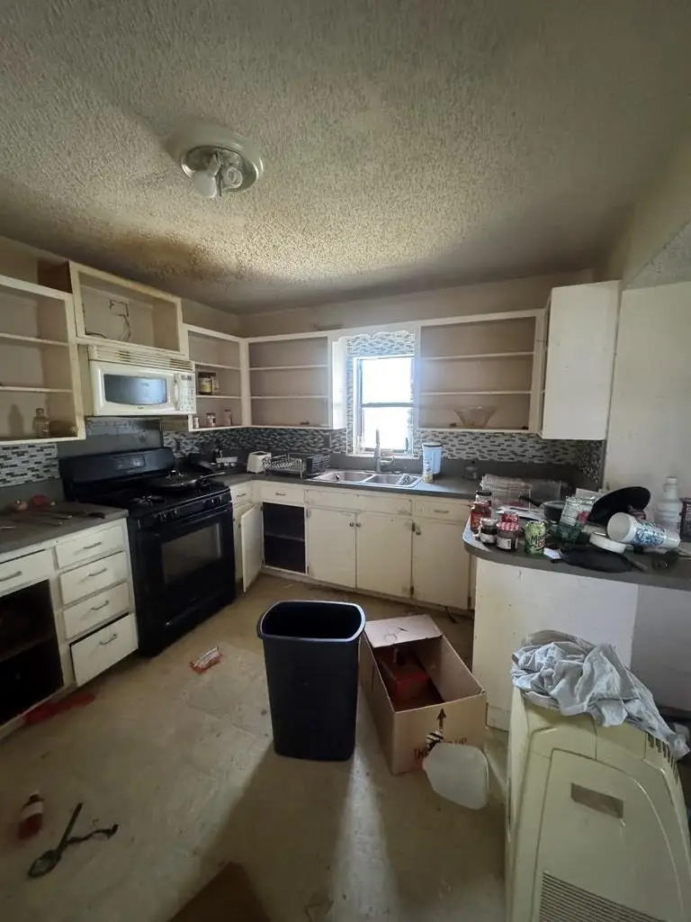 909 N Bishop St, San Angelo, TX 76901 - Image #3