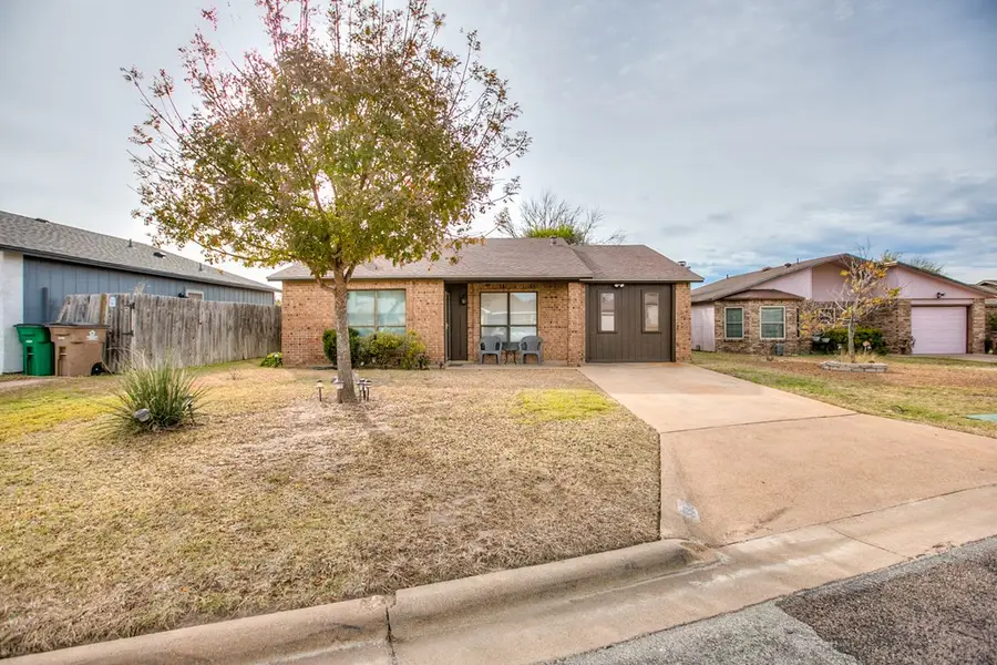 3321 Ridgemar Dr, San Angelo, TX 76903 - Image #2