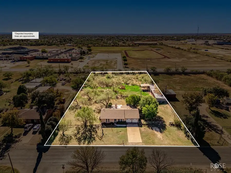 325 Mimosa Dr, San Angelo, TX 76903 - Image #2