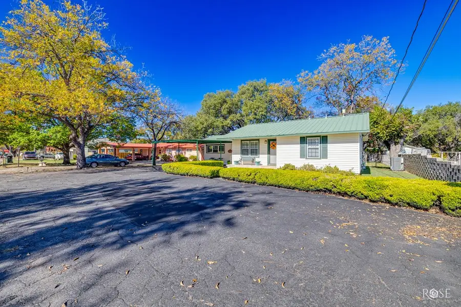 525 E 2nd St, Sonora, TX 76950 - Image #2