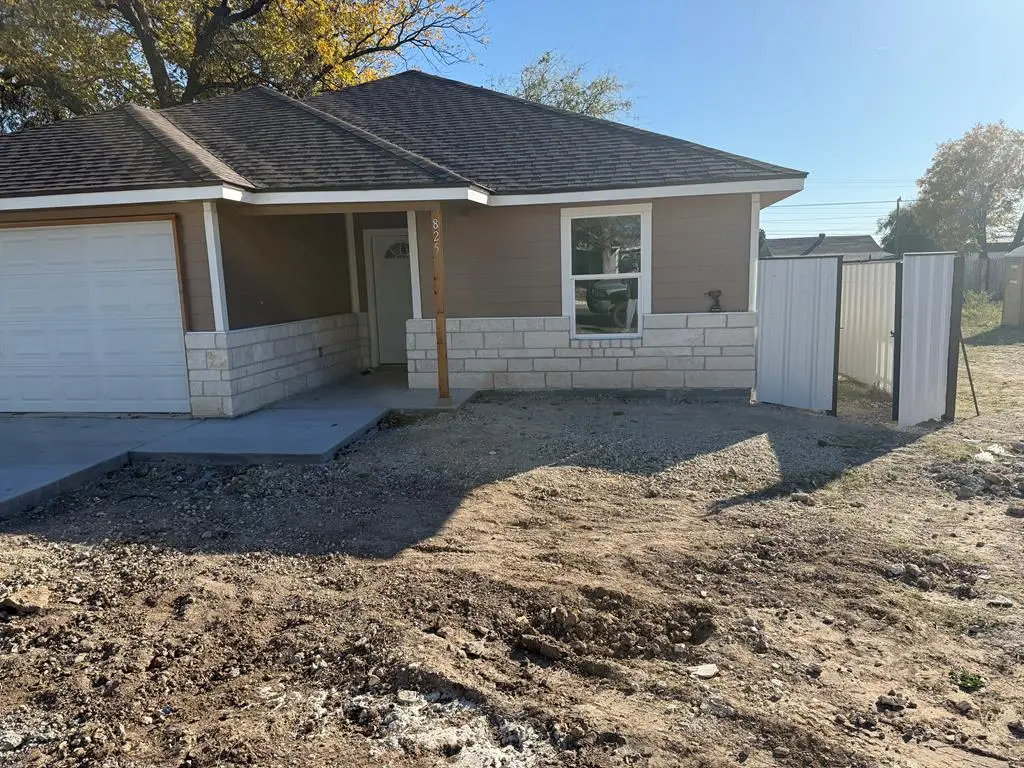 825 Velma St, San Angelo, TX 76903 - Image #1
