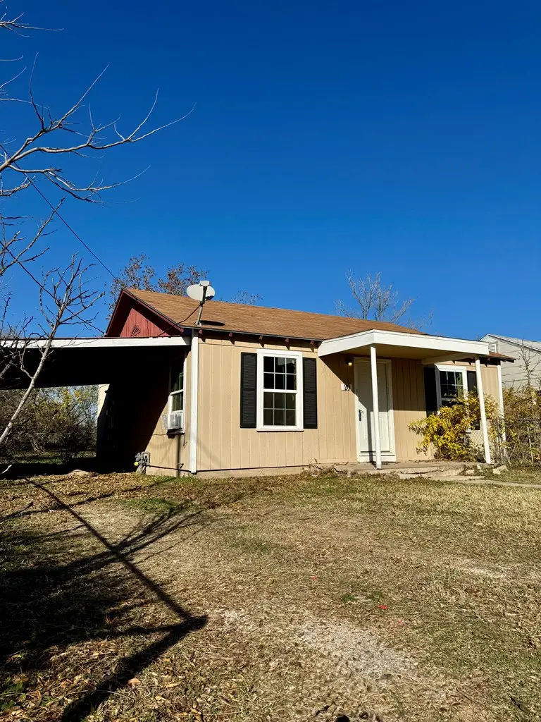 20 E 39th St, San Angelo, TX 76903 - Image #2