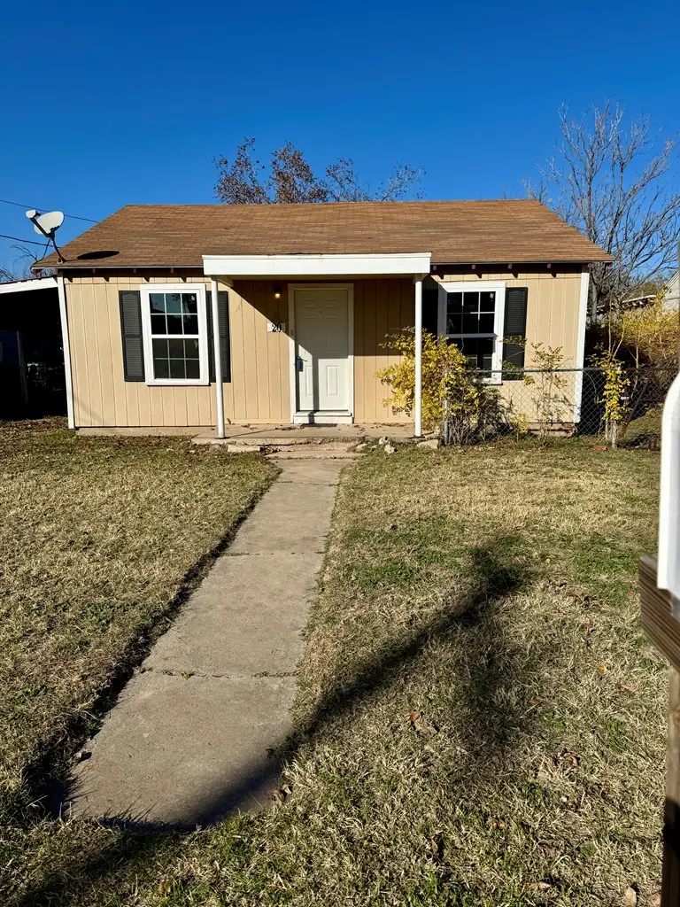 20 E 39th St, San Angelo, TX 76903 - Image #3
